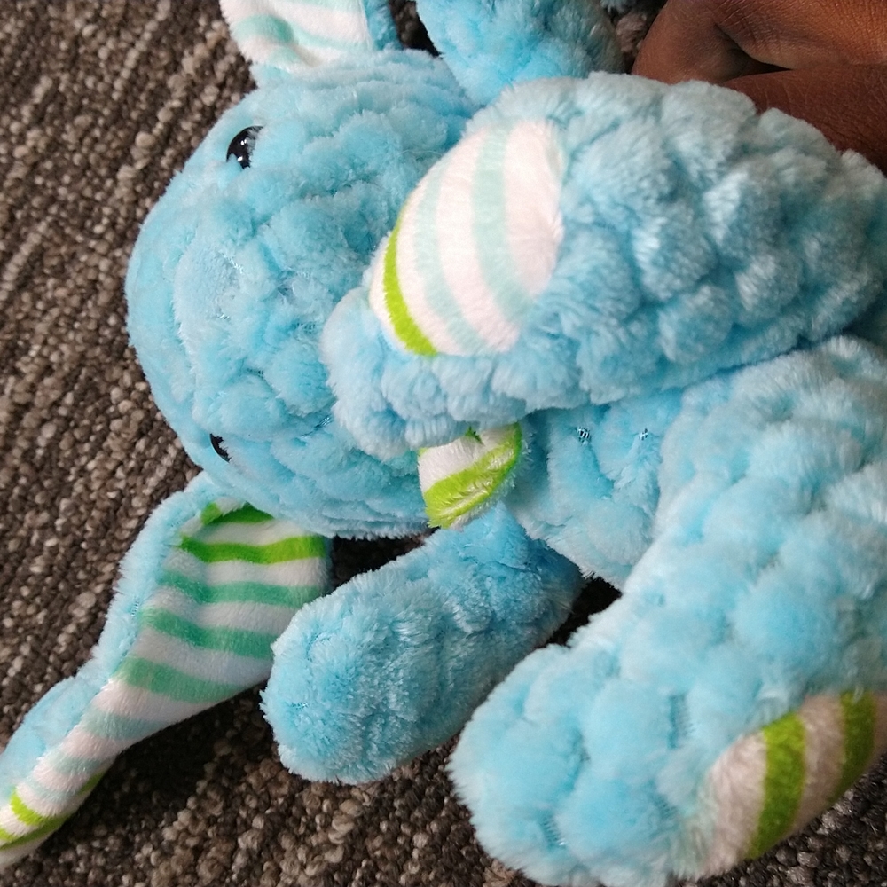Kellytoy blue rabbit stuffed animal - Picture 3 of 6
